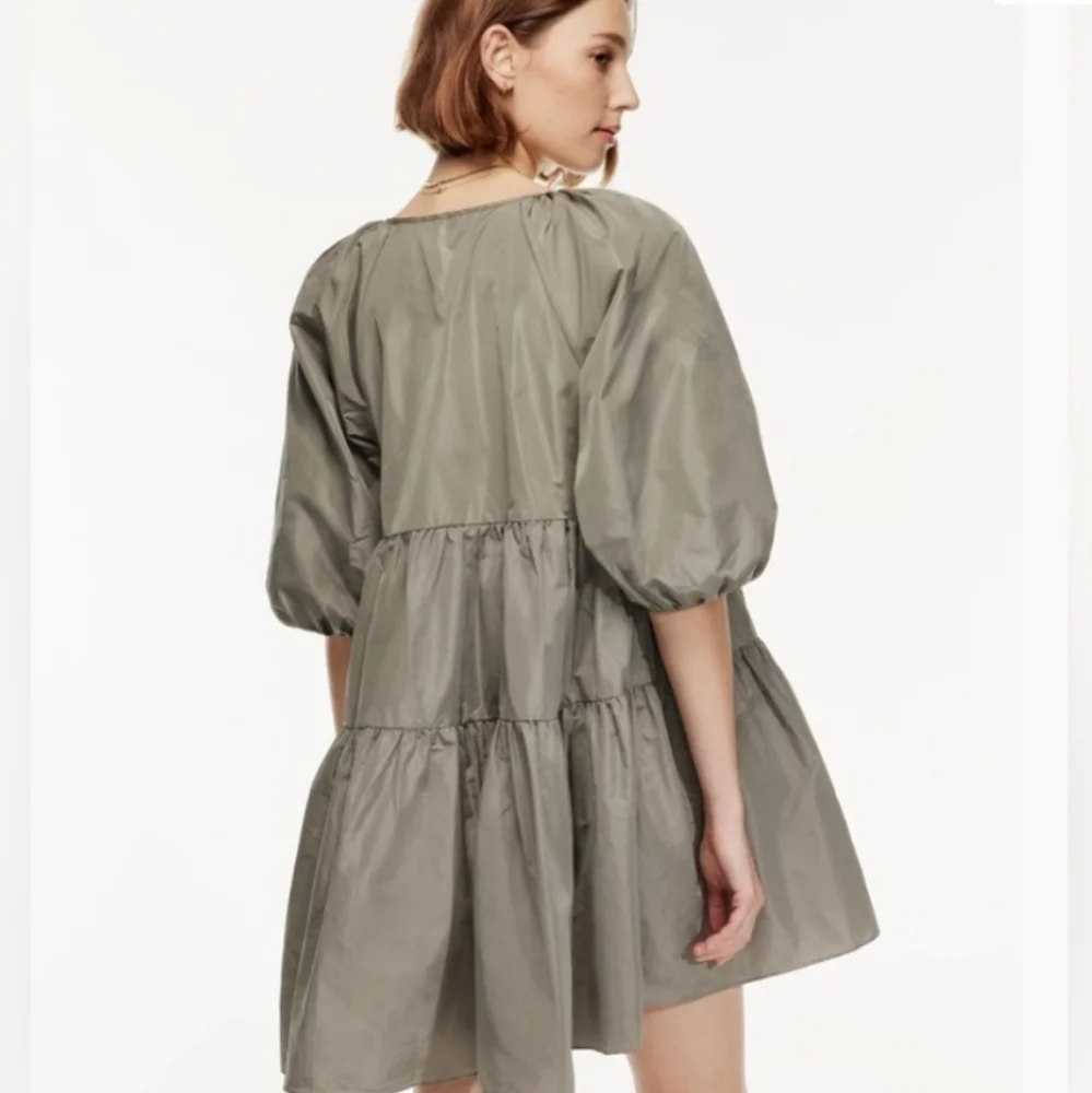 Aritzia Wilfred  Fantasy Babydoll Dress Pistachio Green Puff Sleeve - Picture 3 of 9
